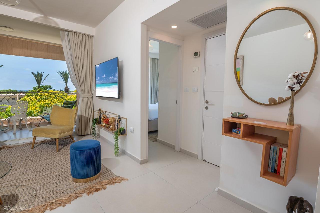 Mina'S Suites - קיסריה Ngoại thất bức ảnh