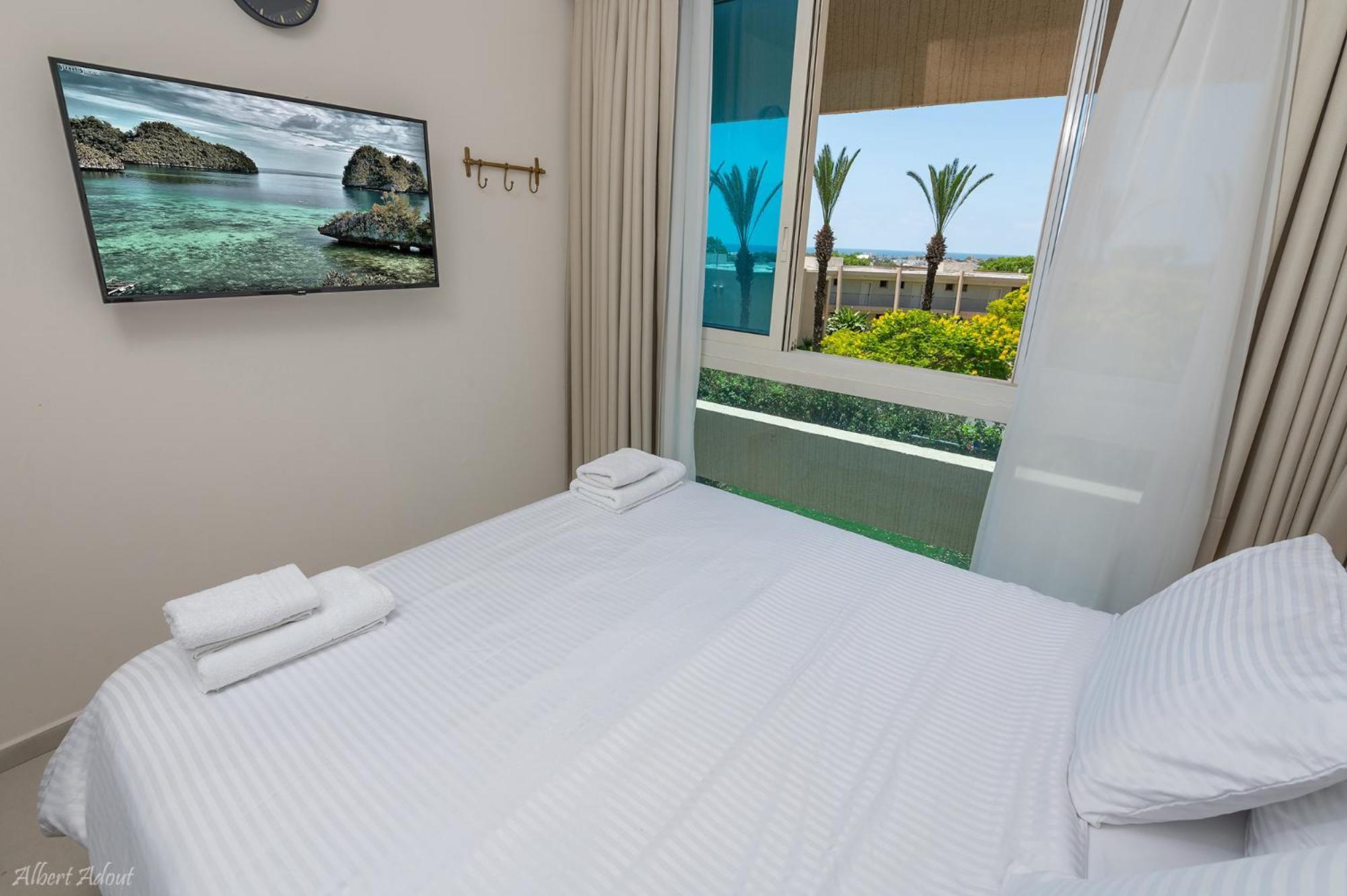 Mina'S Suites - קיסריה Ngoại thất bức ảnh