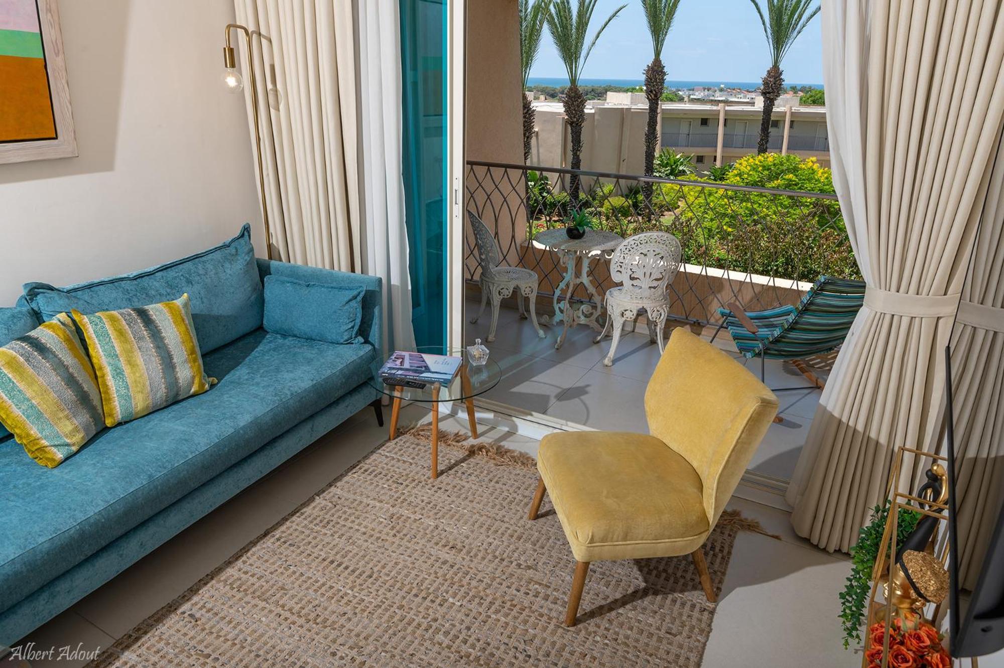 Mina'S Suites - קיסריה Ngoại thất bức ảnh